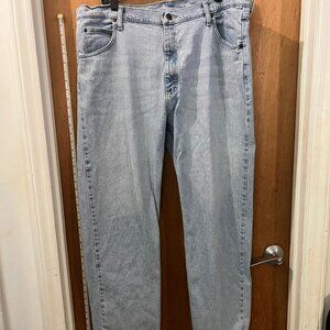 Size 40x32 - Wrangler's - Men's Light Blue Jeans